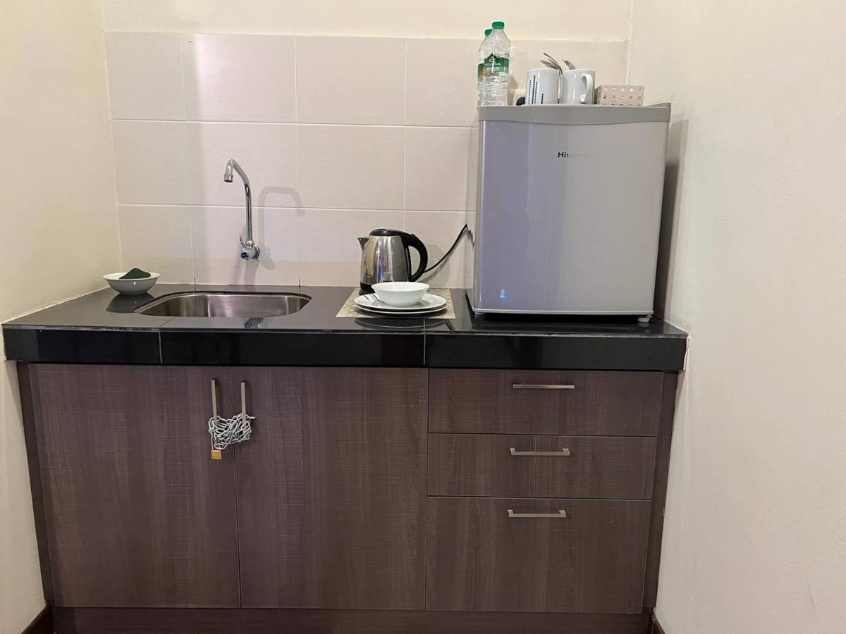 Homestay Melaka B Lagoon Studio Apartment Free Waterpark Tickets Kampong Bukit Beruang Exteriör bild