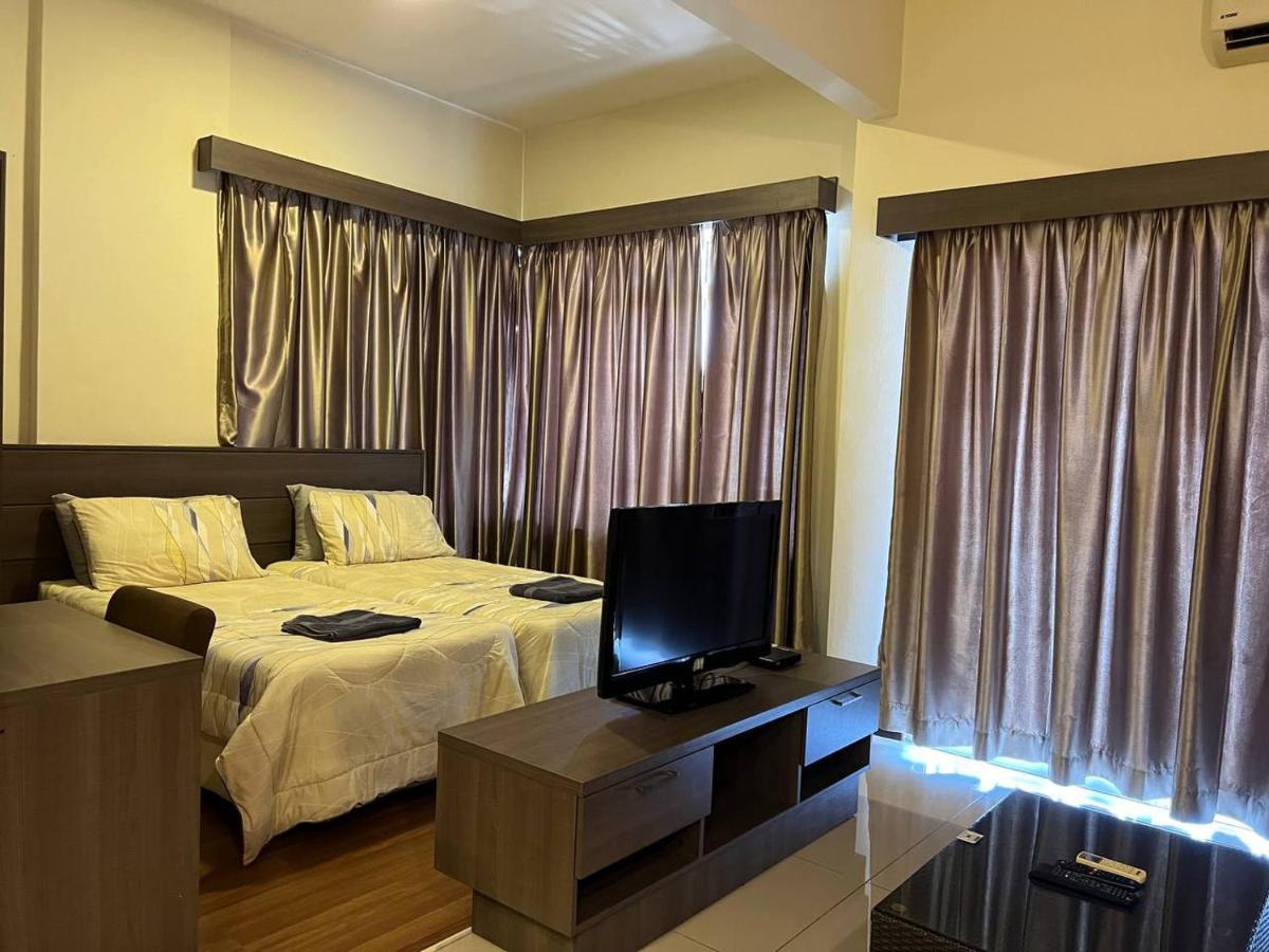 Homestay Melaka B Lagoon Studio Apartment Free Waterpark Tickets Kampong Bukit Beruang Exteriör bild